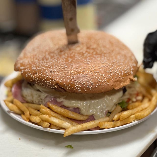 X-Carlota Burger.