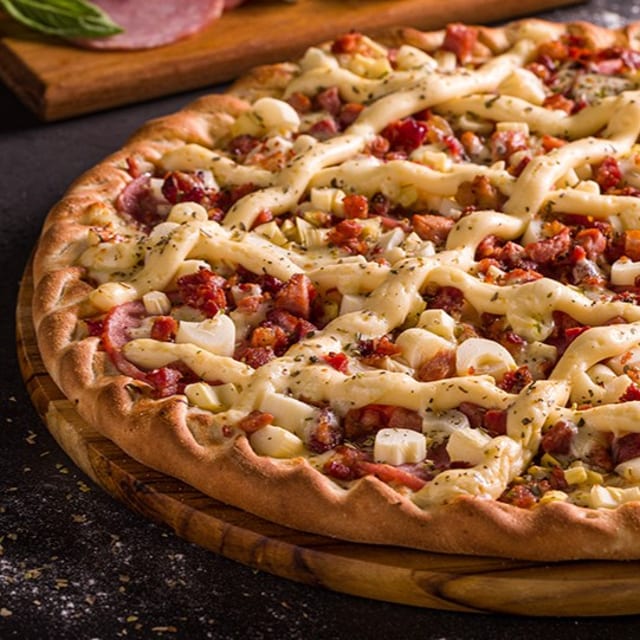 Carioca Pizza (Carioca-Style Pizza).