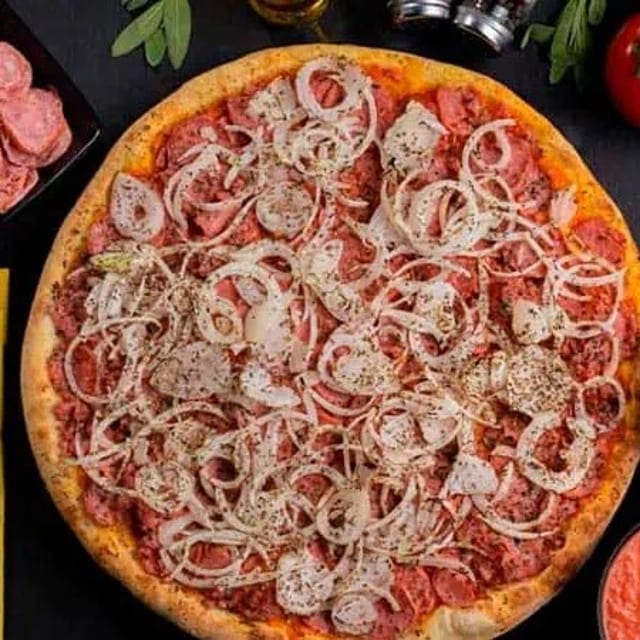 Calabresa Pizza (Calabrese Sausage Pizza).