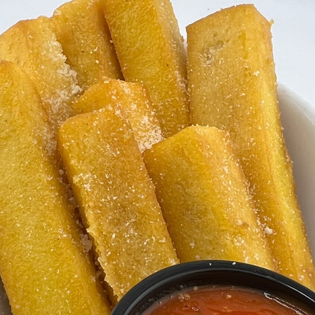 Porcao de Polenta Frita (Fried Polenta Portion).