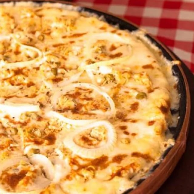 Minerinha Pizza (Minas-Style Pizza).