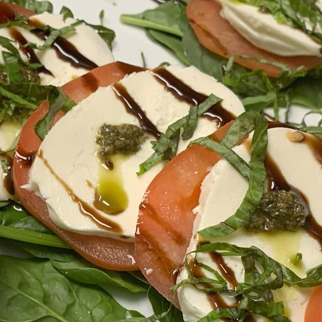 Insalata Caprese.