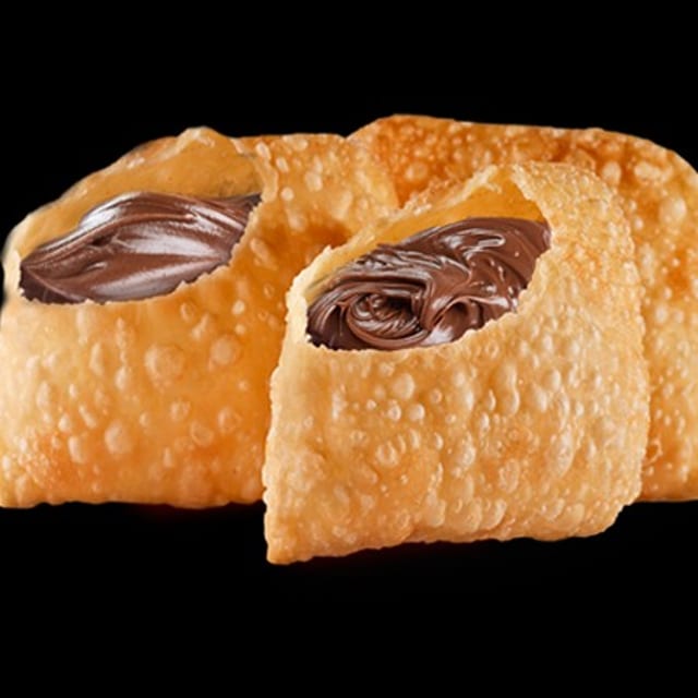 Pastel Nutella com Morango (Nutella & Strawberry Pastel).